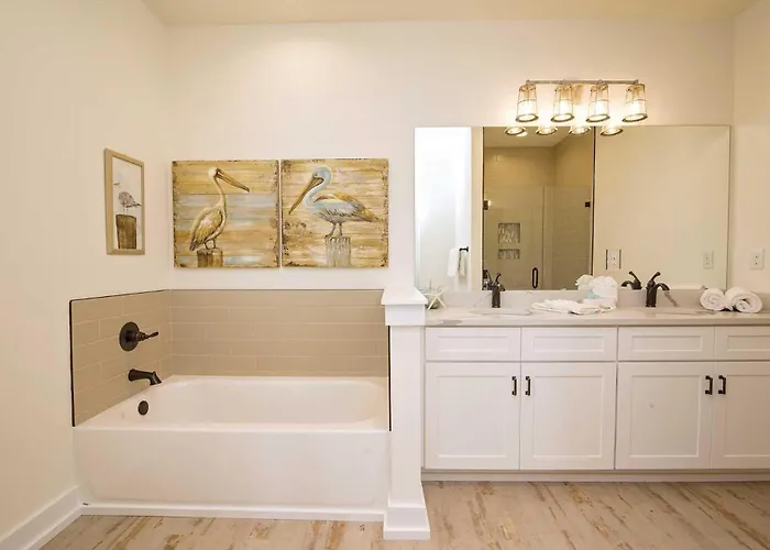 Breezyville Southeast 12br Holiday home *