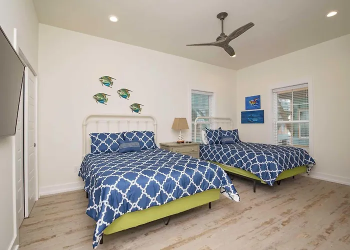 Holiday home Breezyville Southeast 12br *