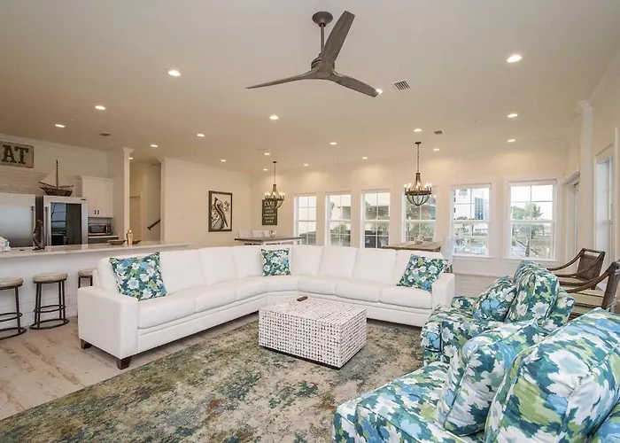 Breezyville Southeast 12br Holiday home